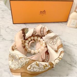 Hermes Gavroche 45 cm Scarf Pink/Brown/Gold/White Tone